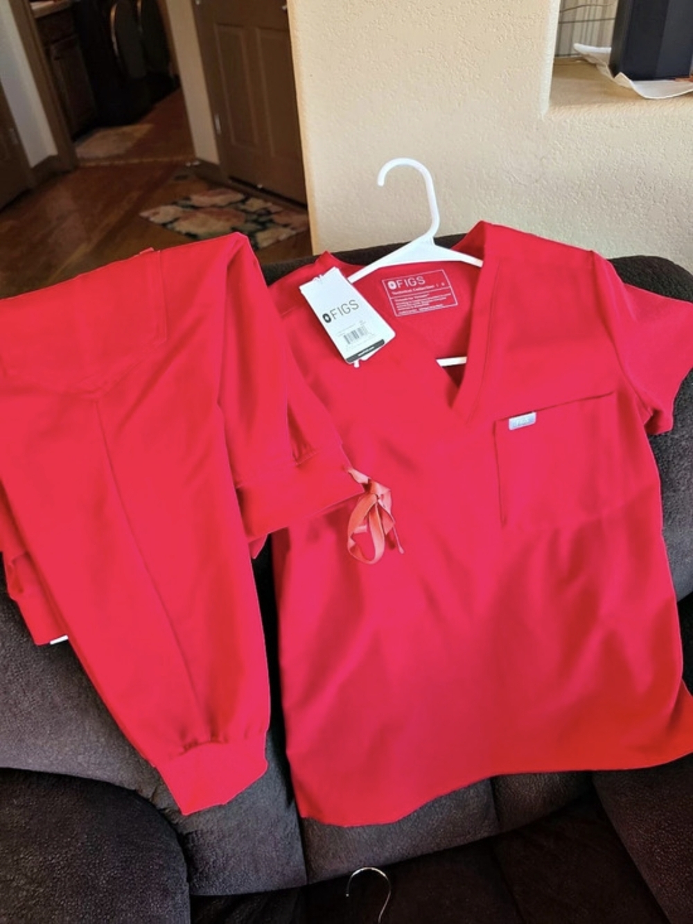 FIGS Pop Red Catarina Petite One-Pocket Scrub Top & Zamora Petite Jogger Scrub